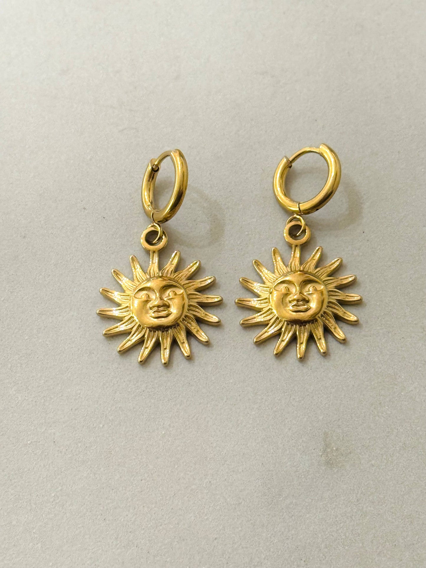 Sol Hoops örhängen