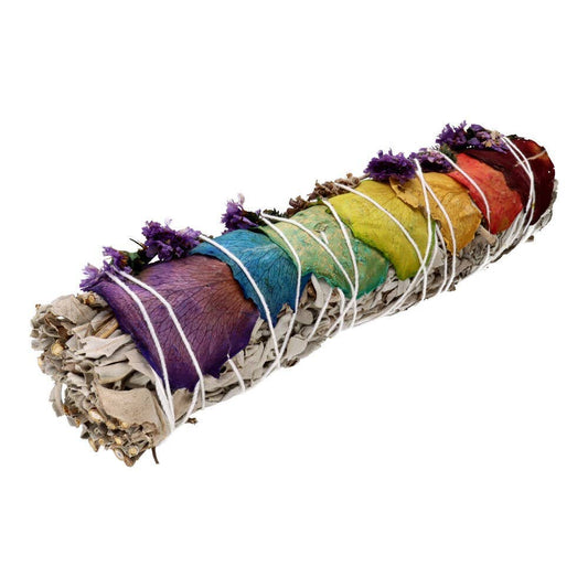 Stor vit salvia med chakrafärgade rosenblad
