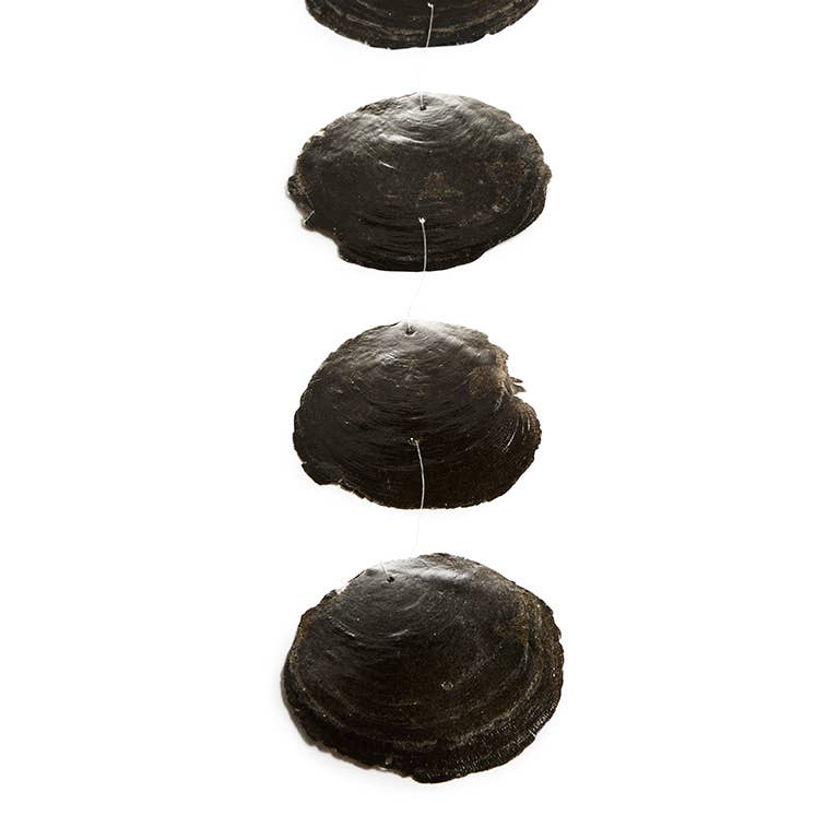 Capiz Snäck Hänge:Svart
