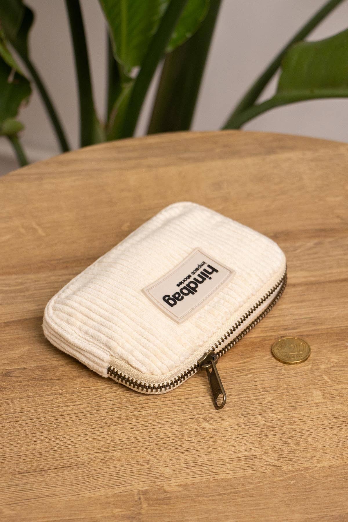 Lili Velour Beige Plånbok